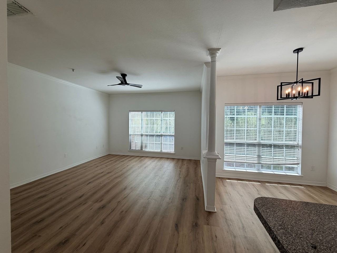 7800 Point Meadows Dr - Photo 6 of 43