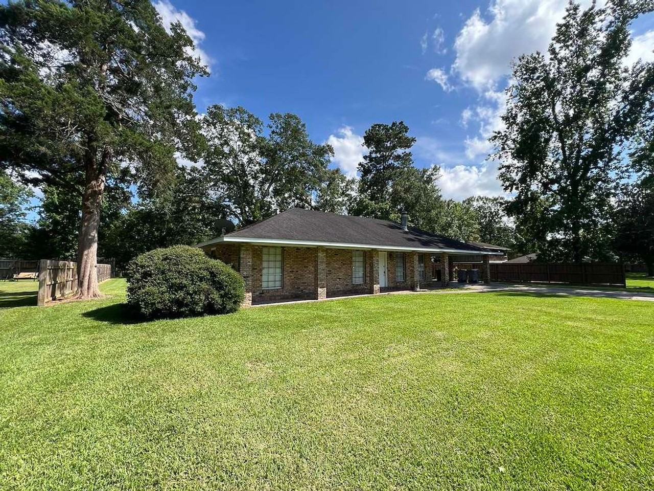 3628 Buffwood Dr - Photo 2 of 42