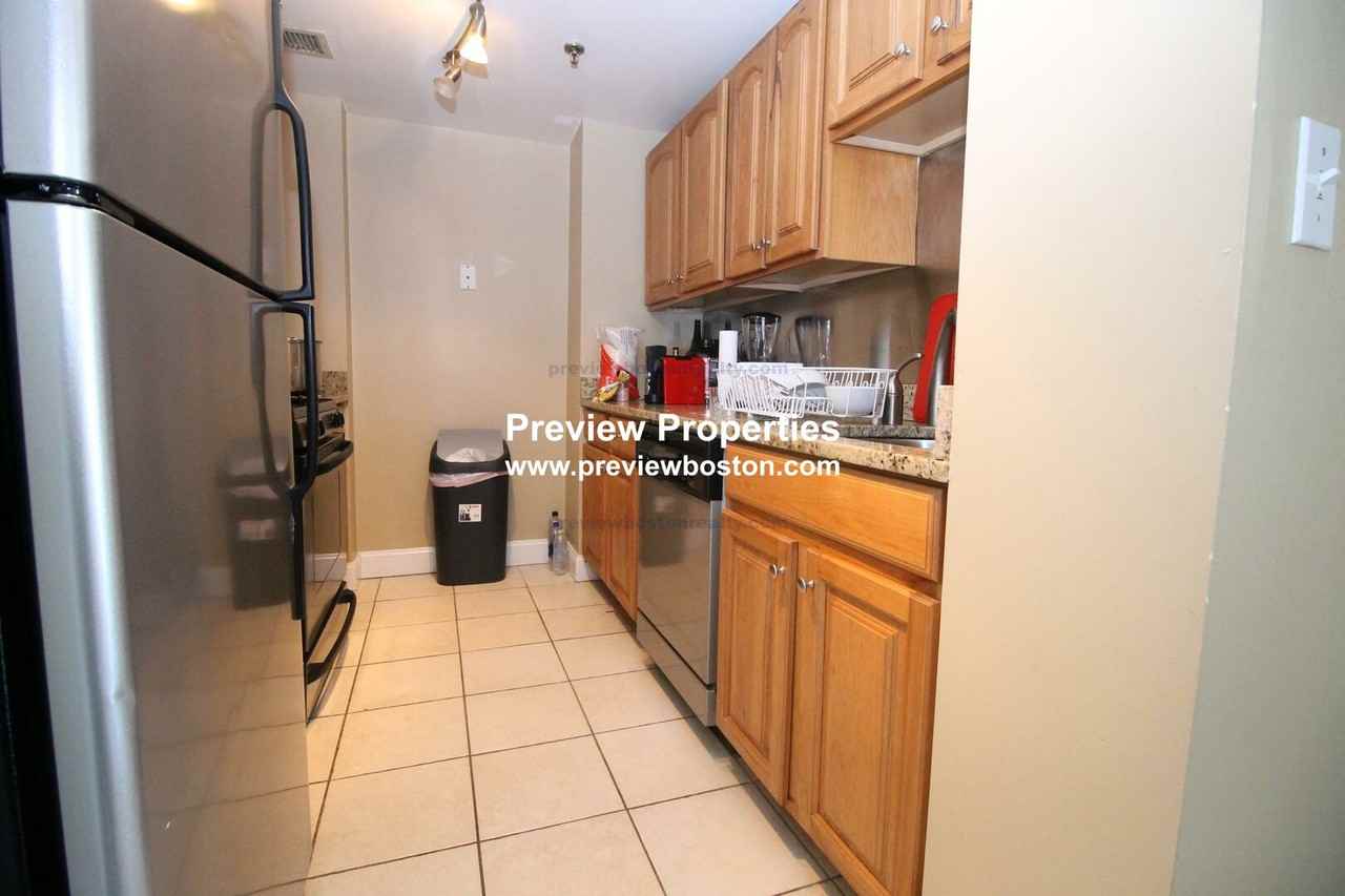 N Beacon St #503P - Photo 3 of 10