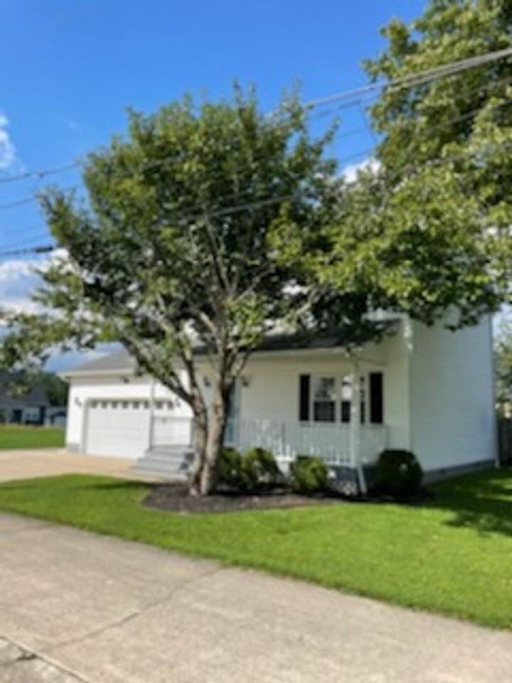 29 Connie Ln - Photo 2 of 22