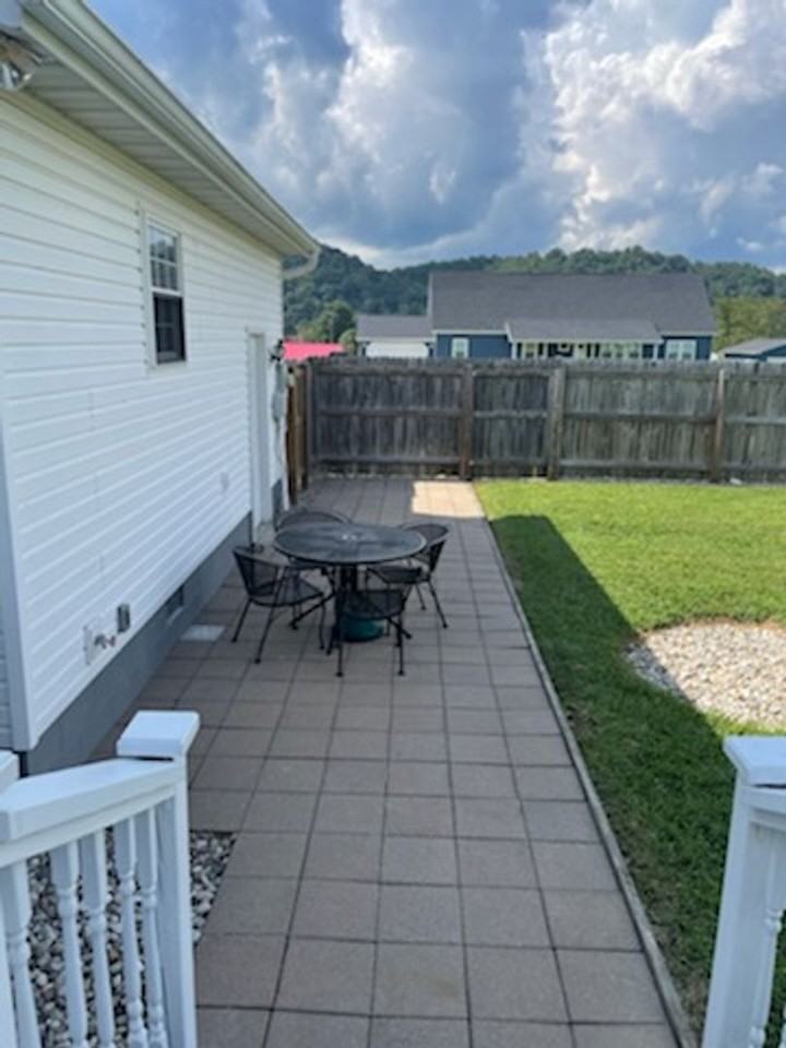 29 Connie Ln - Photo 5 of 22