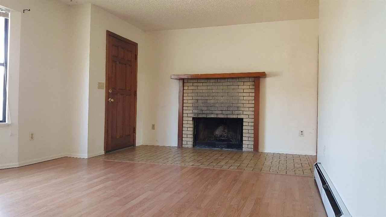 Elm Ave - Photo 2 of 12