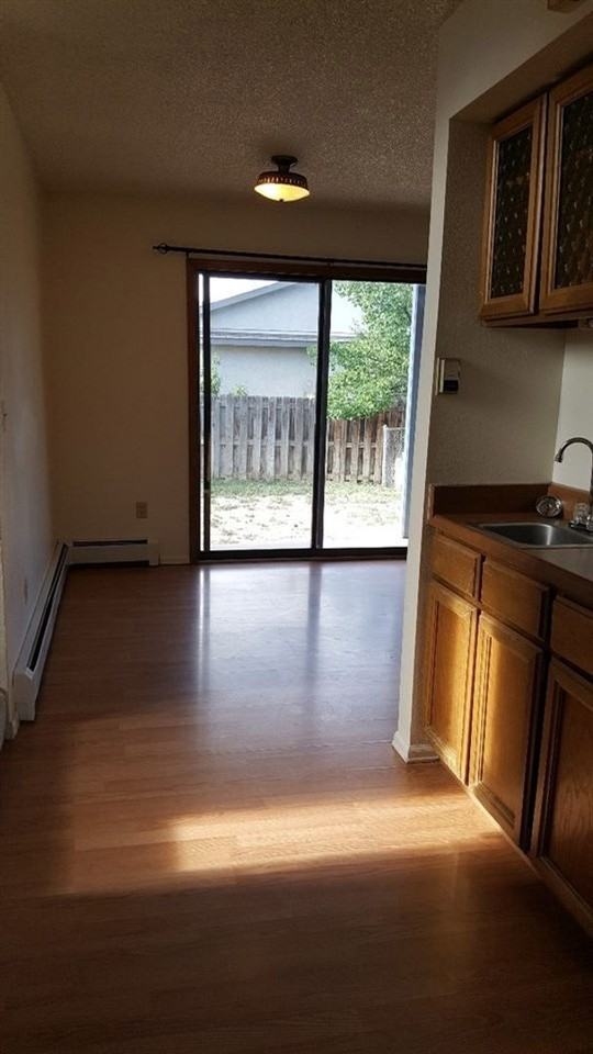 Elm Ave - Photo 5 of 12