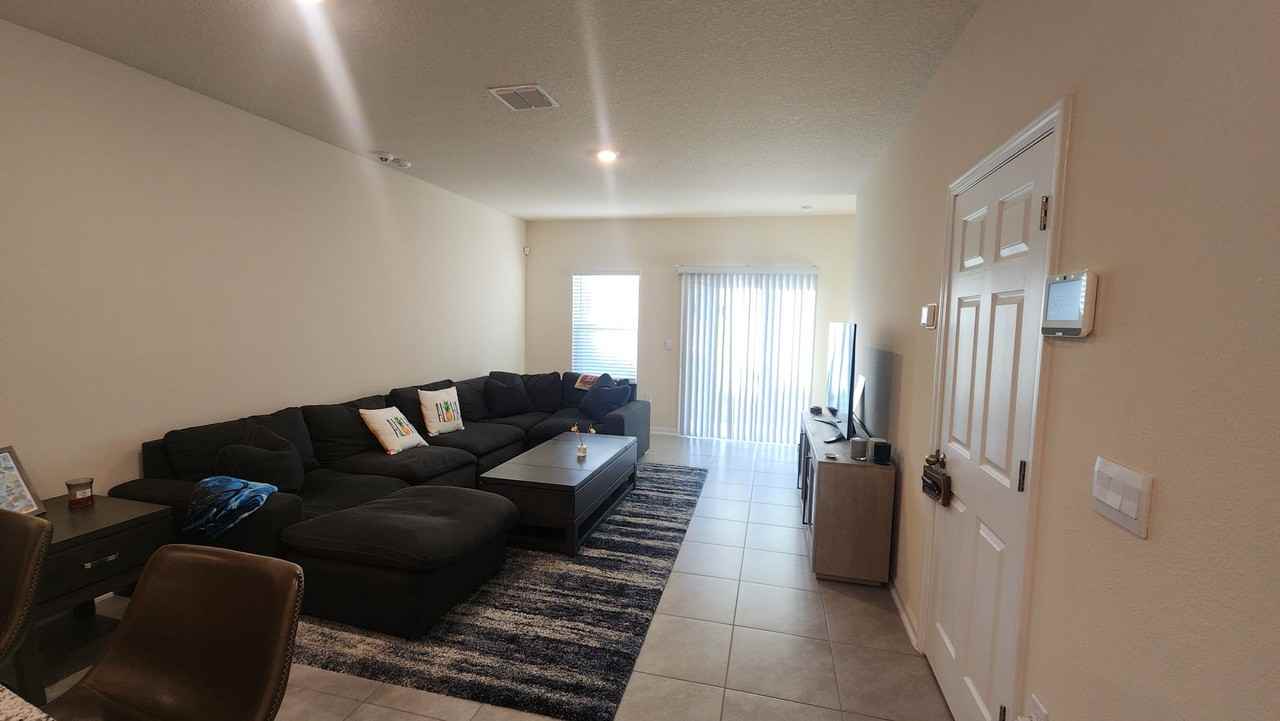 37 Temple Dr - Photo 7 of 29