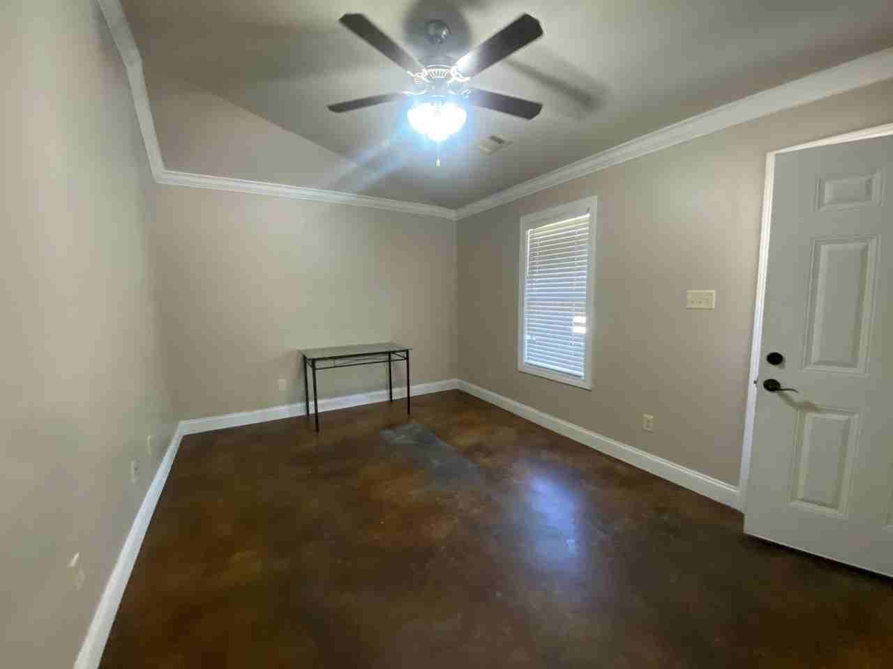 3812 Griffin St - Photo 2 of 8