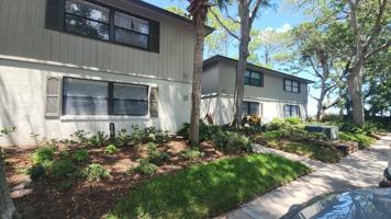 featured image of 27 Veronese Ct