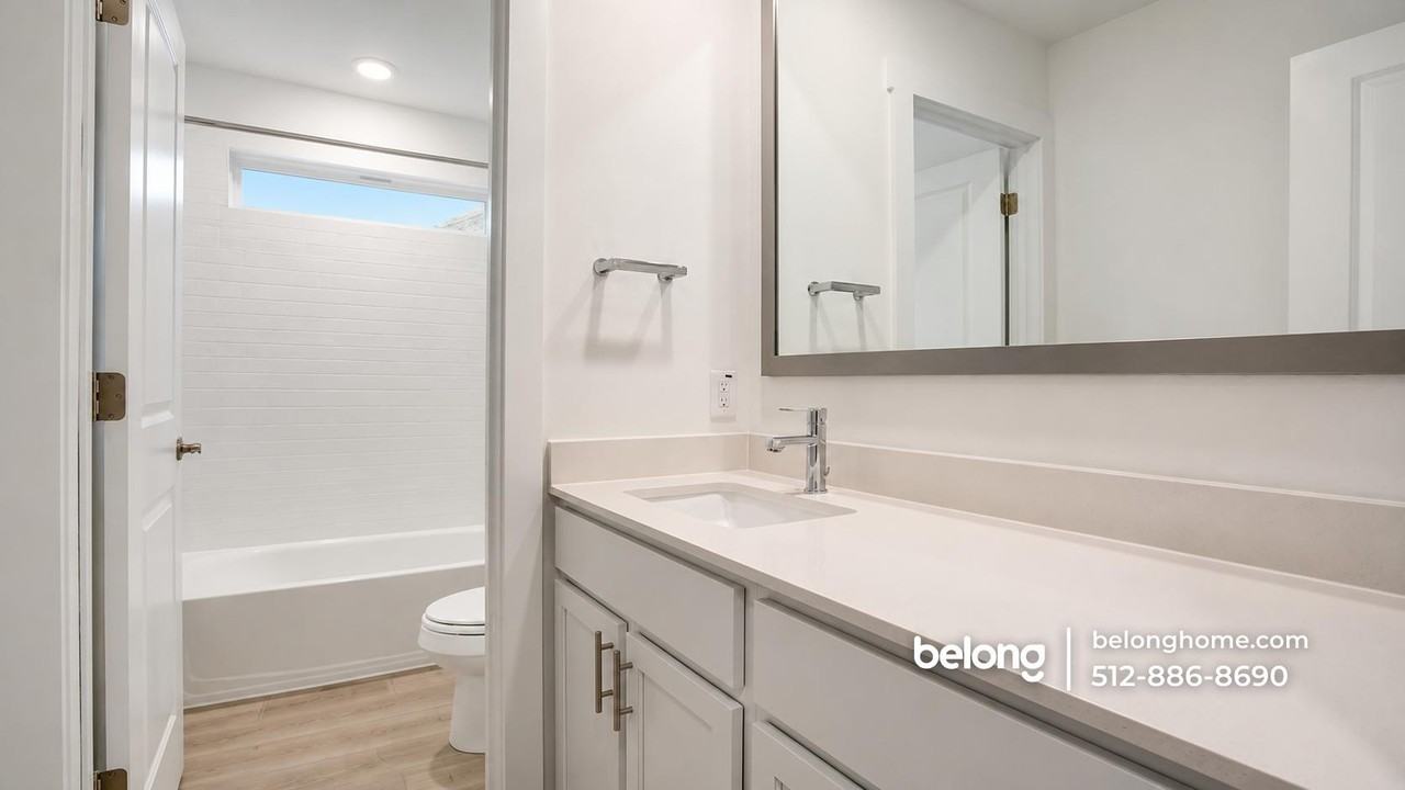 429 Tinto St - Photo 2 of 12