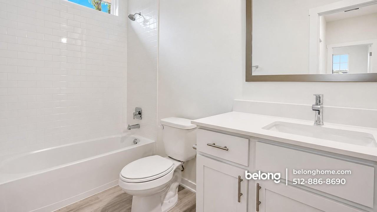 429 Tinto St - Photo 3 of 12