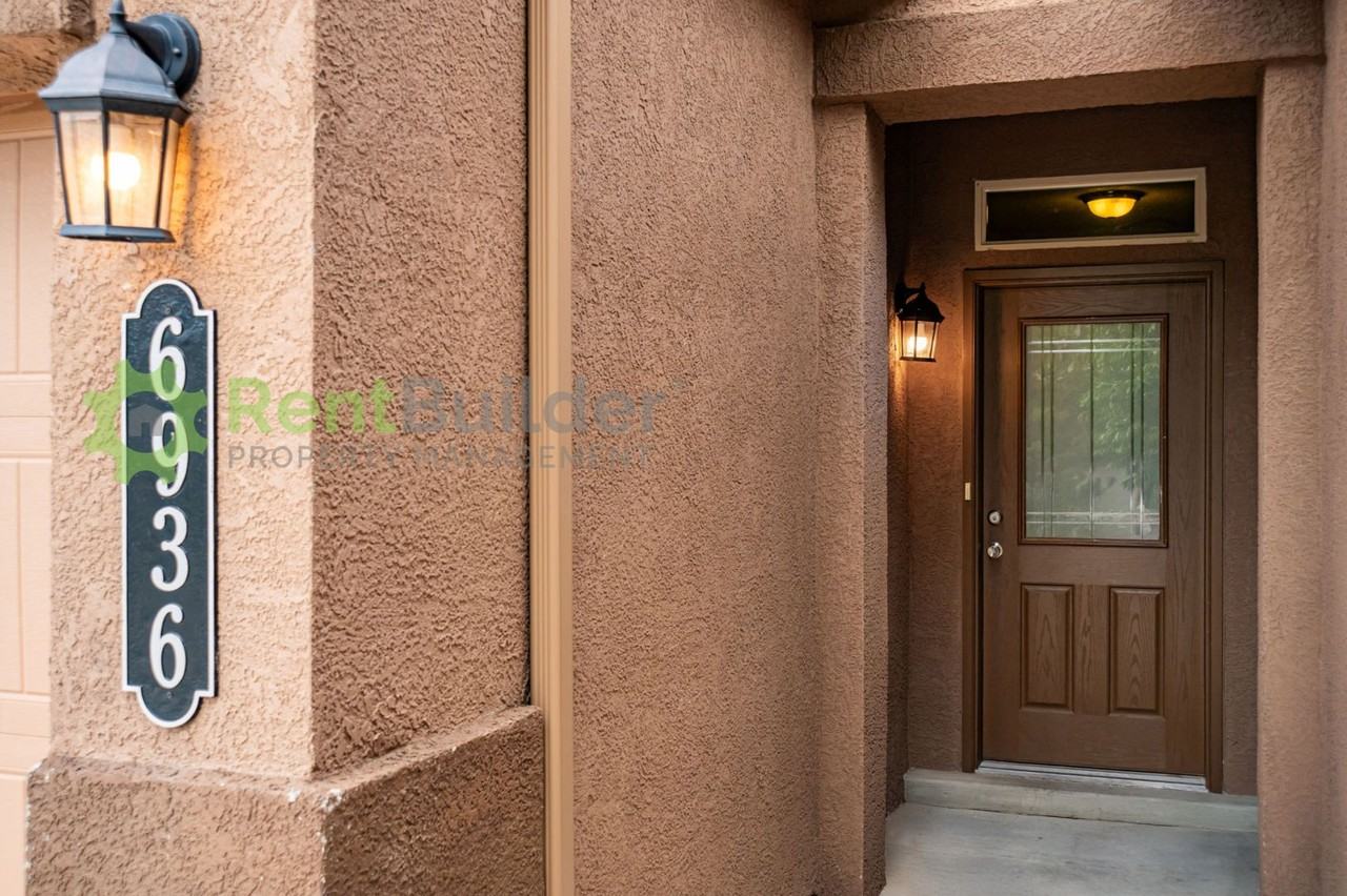 6936 Tombstone Rd Nw - Photo 2 of 24
