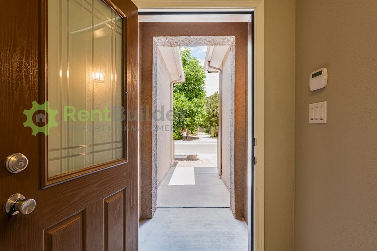 6936 Tombstone Rd Nw - Photo 3 of 24