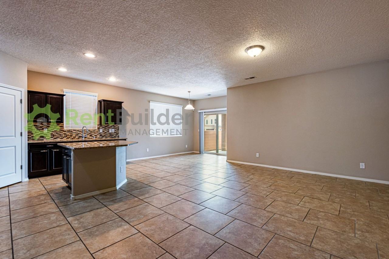 6936 Tombstone Rd Nw - Photo 4 of 24