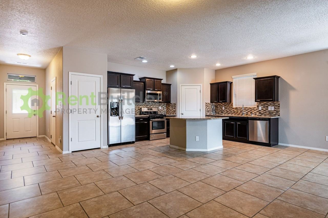 6936 Tombstone Rd Nw - Photo 5 of 24