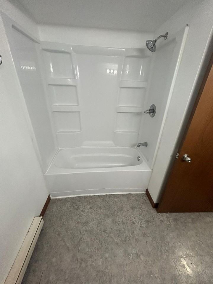 31453 Burt Ct - Photo 2 of 9