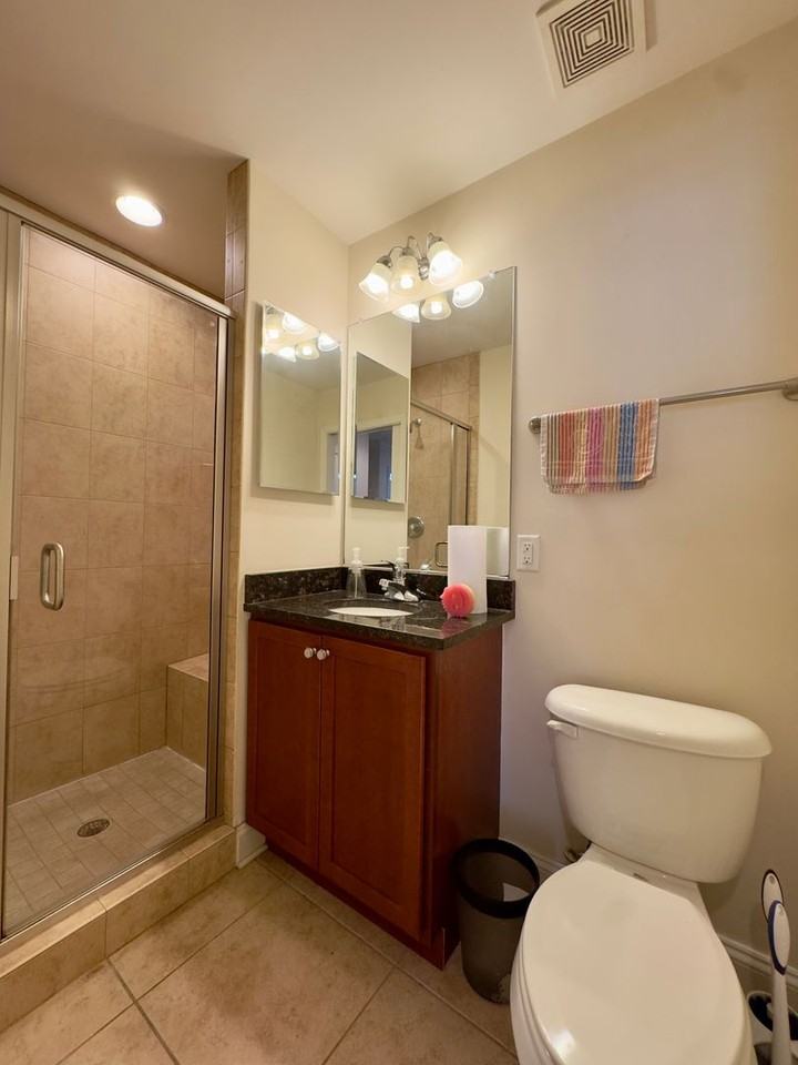 125 N Chester St - Photo 5 of 21
