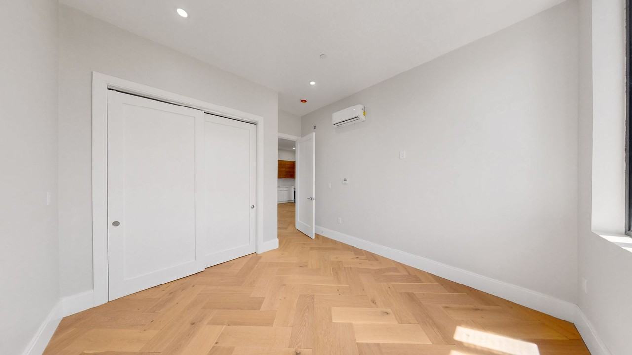 1 Jackson St - Photo 3 of 8