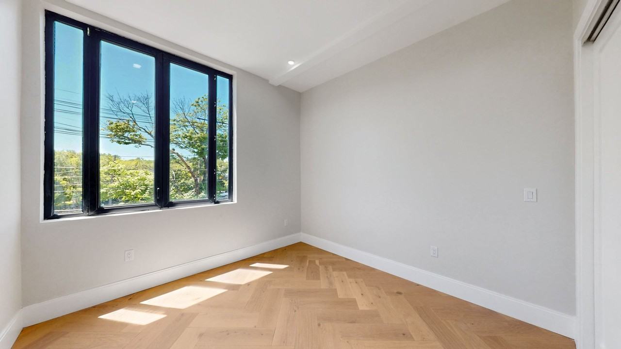 1 Jackson St - Photo 4 of 8