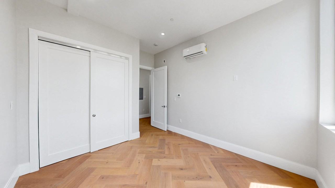 1 Jackson St - Photo 5 of 8