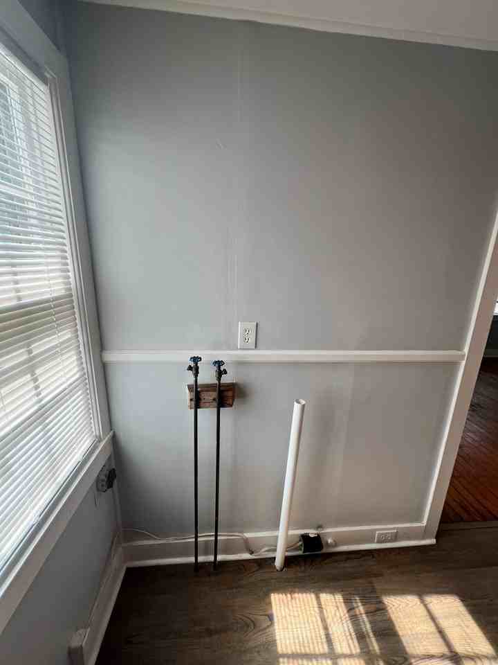 1105 Berry St - Photo 5 of 12