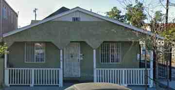 featured image of 1122 E 40th Pl