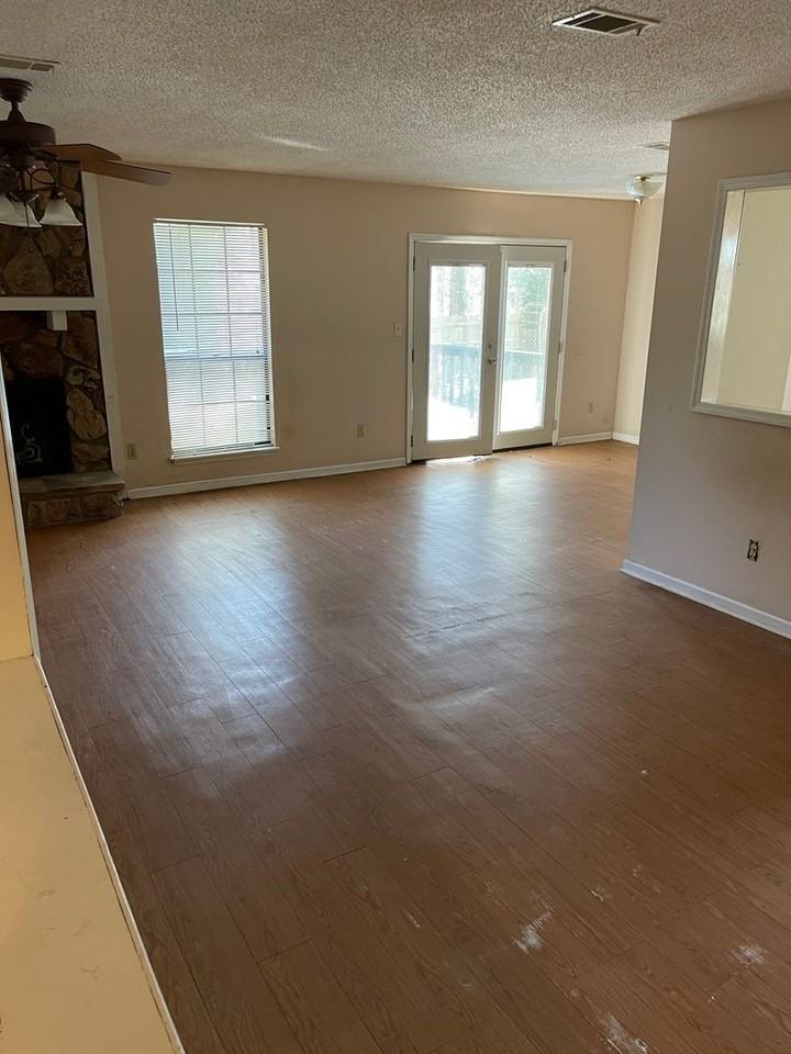 2509 Arthurs Court Ln - Photo 4 of 8