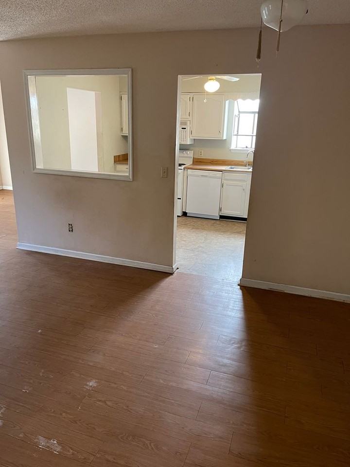 2509 Arthurs Court Ln - Photo 7 of 8