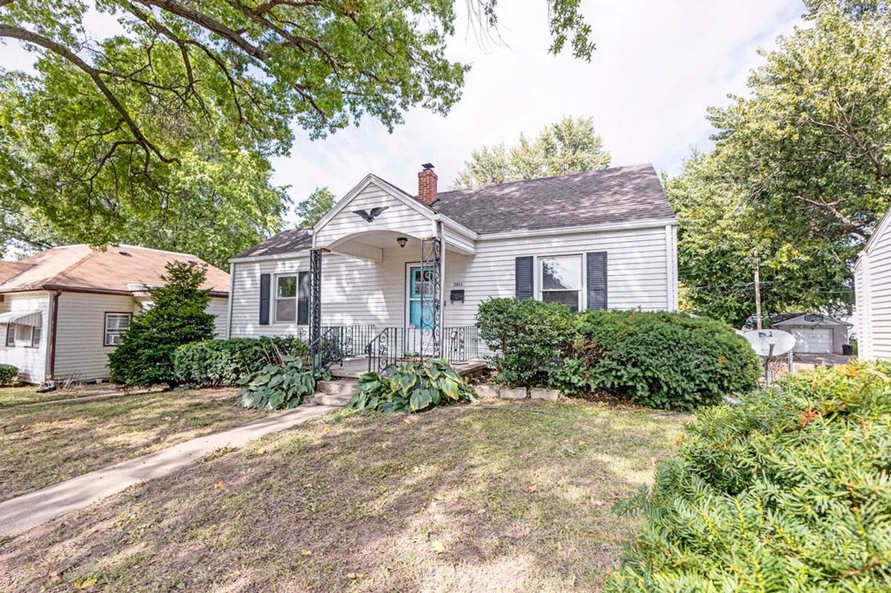 2815 Francis St - Photo 2 of 38