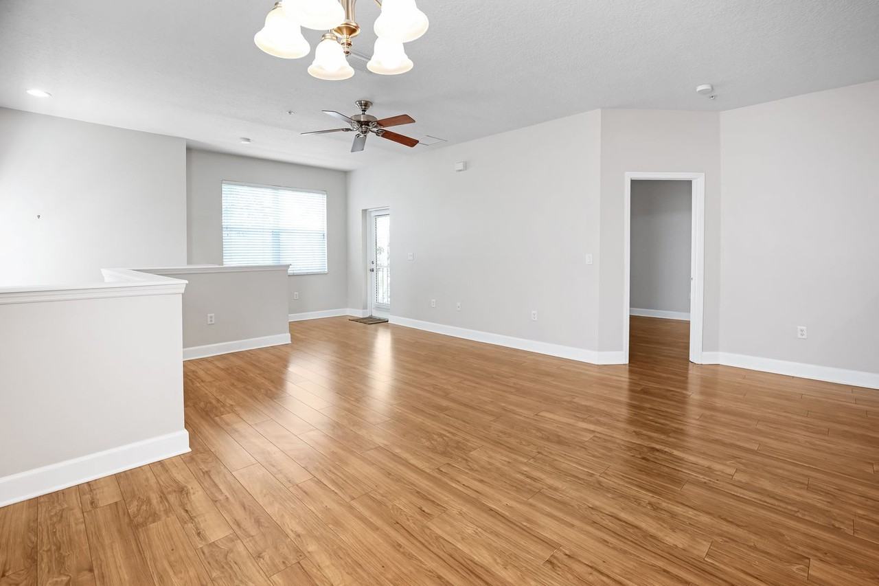 8078 Moonstone Dr - Photo 2 of 26