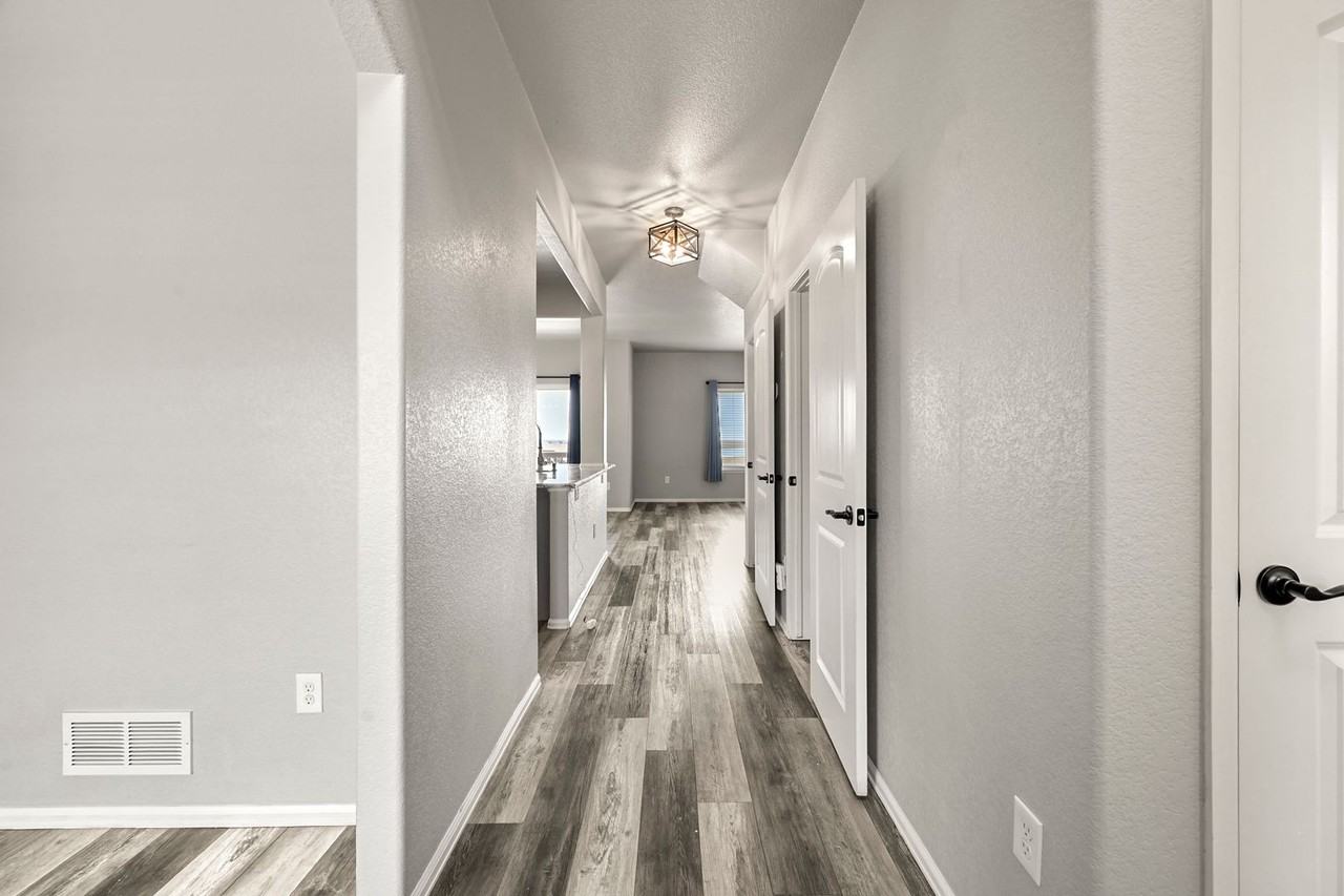 6287 San Mateo Dr - Photo 2 of 41