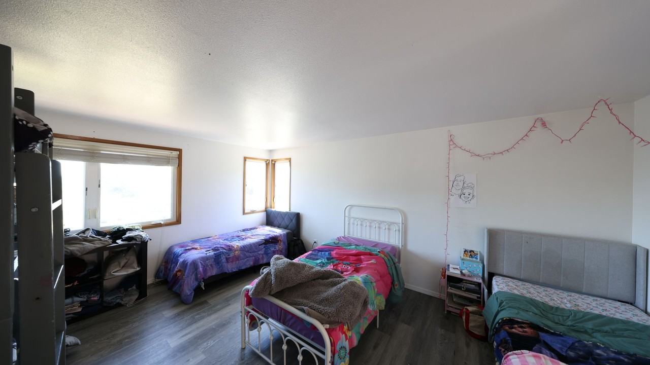 2025 Baymont Dr - Photo 6 of 9