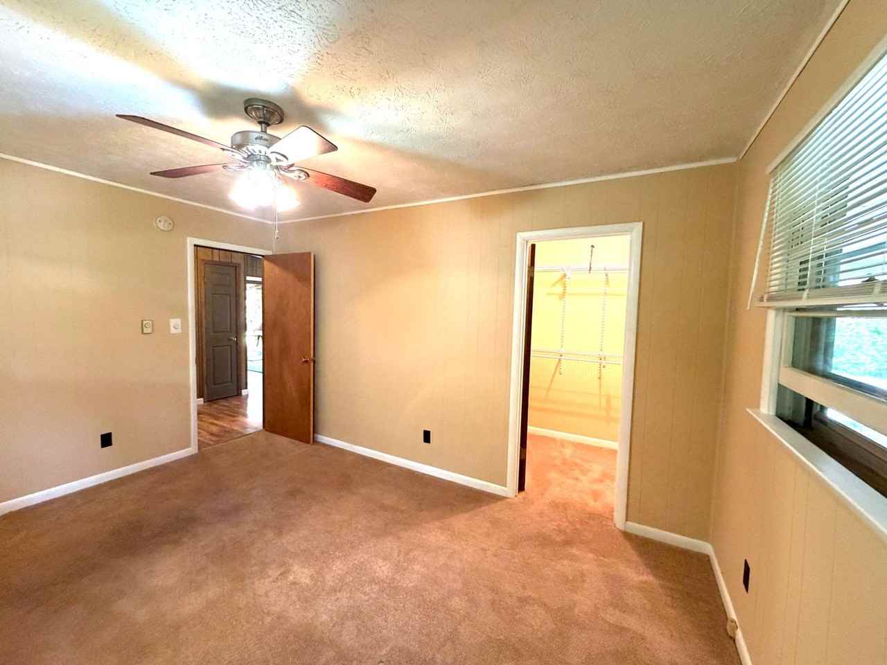 6 Jefferson Cir - Photo 7 of 20