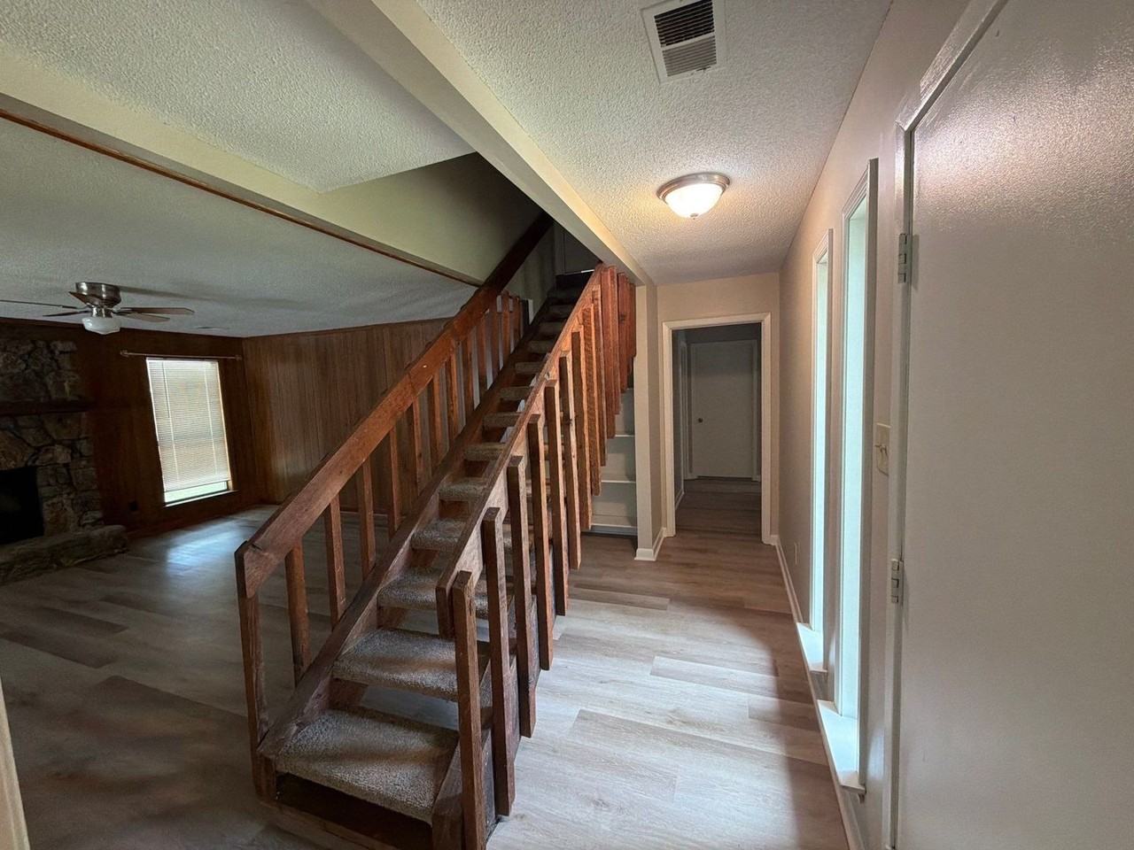 2253 Mangum Rd - Photo 4 of 31