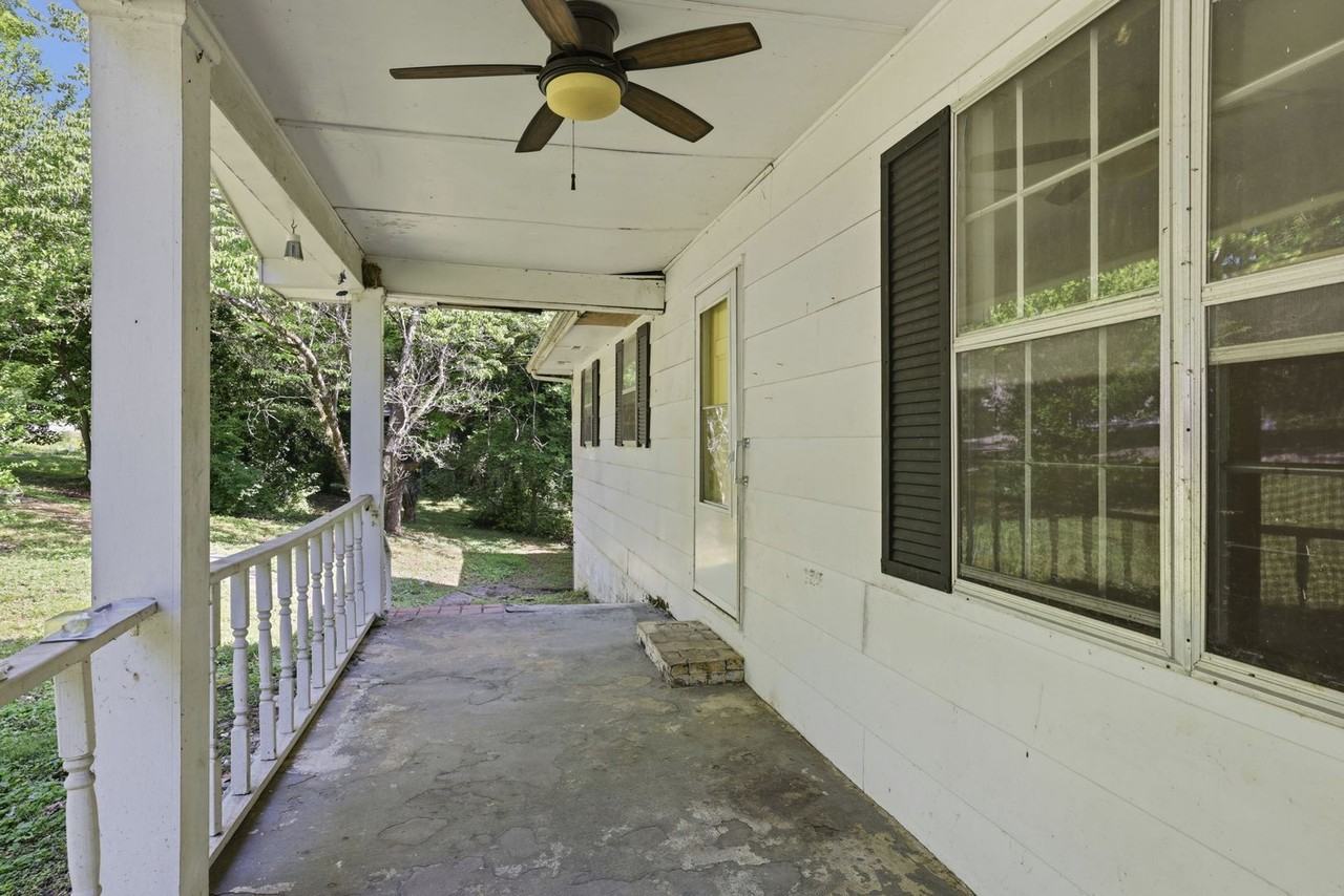 5246 Old Hixson Pike - Photo 2 of 23