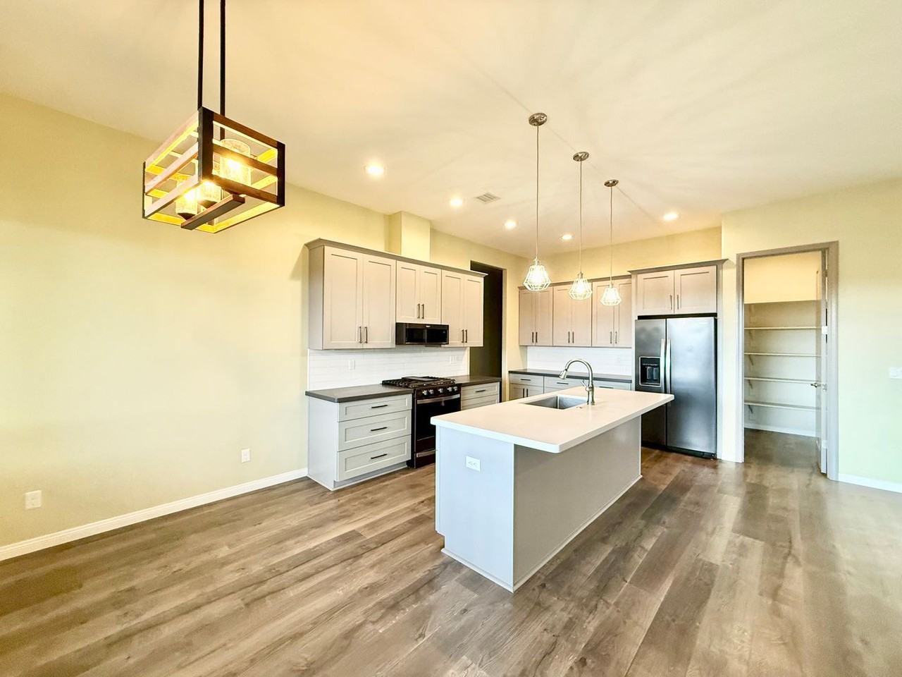 4741 N Stage Way Ln - Photo 7 of 26