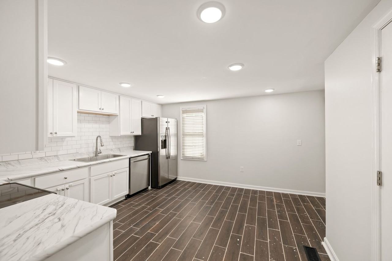 100 E Liberty St - Photo 7 of 29