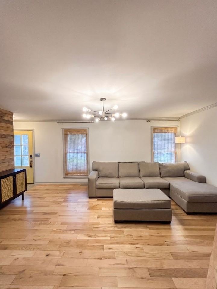 107 Nimitz Cir - Photo 5 of 25