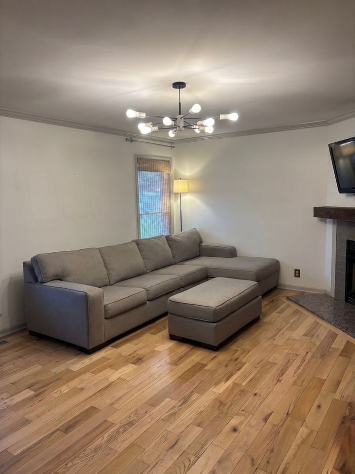 107 Nimitz Cir - Photo 7 of 25