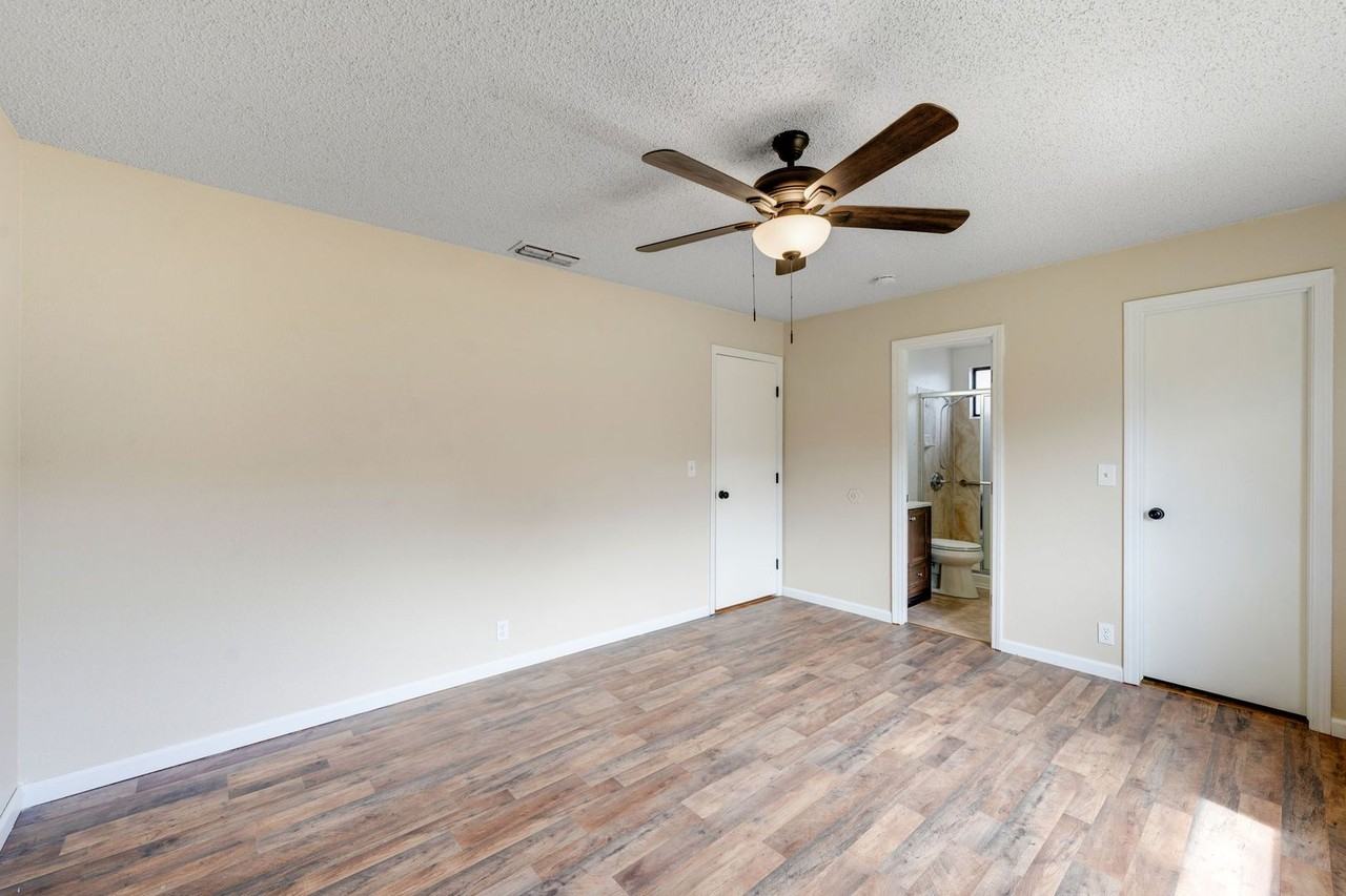 8338 Willow Tree Way - Photo 3 of 39