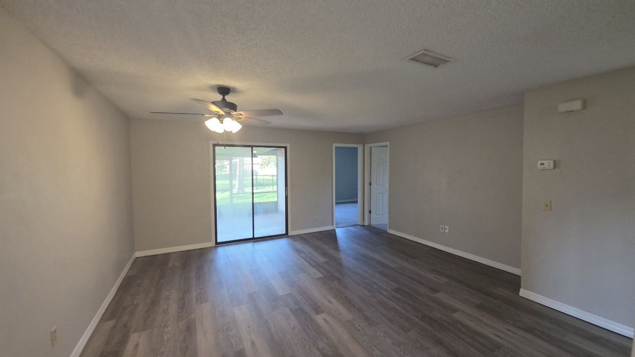 24 Wellside Ln - Photo 6 of 25