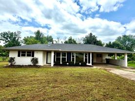 829 Maple Shade Rd - Photo 1 of 1