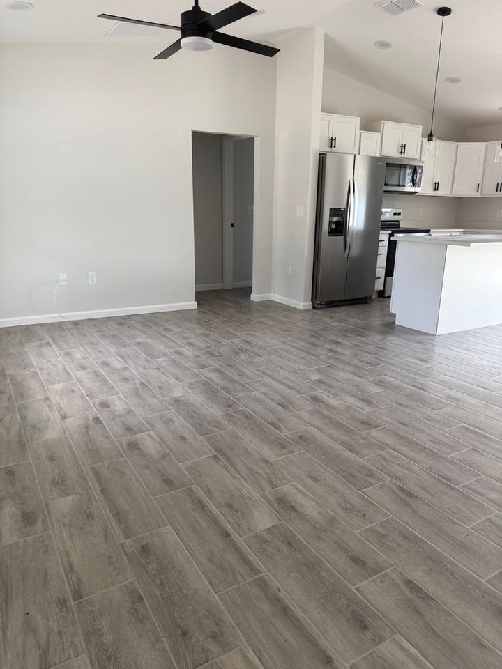 232 Locust Pass - Photo 3 of 13