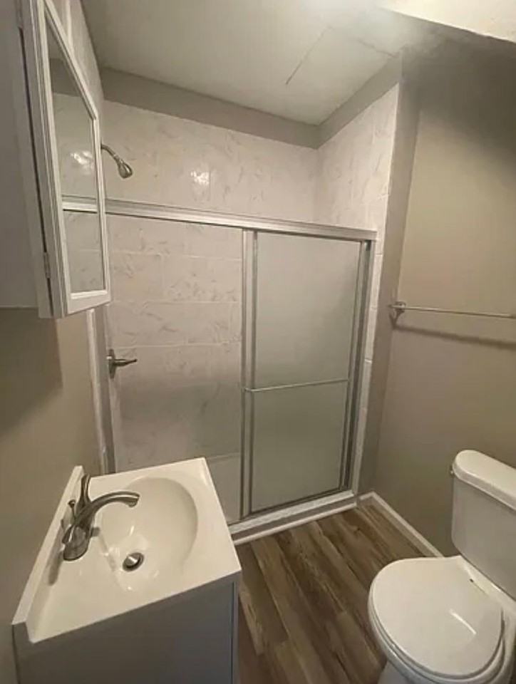 1310 Grosscup Ave - Photo 3 of 4