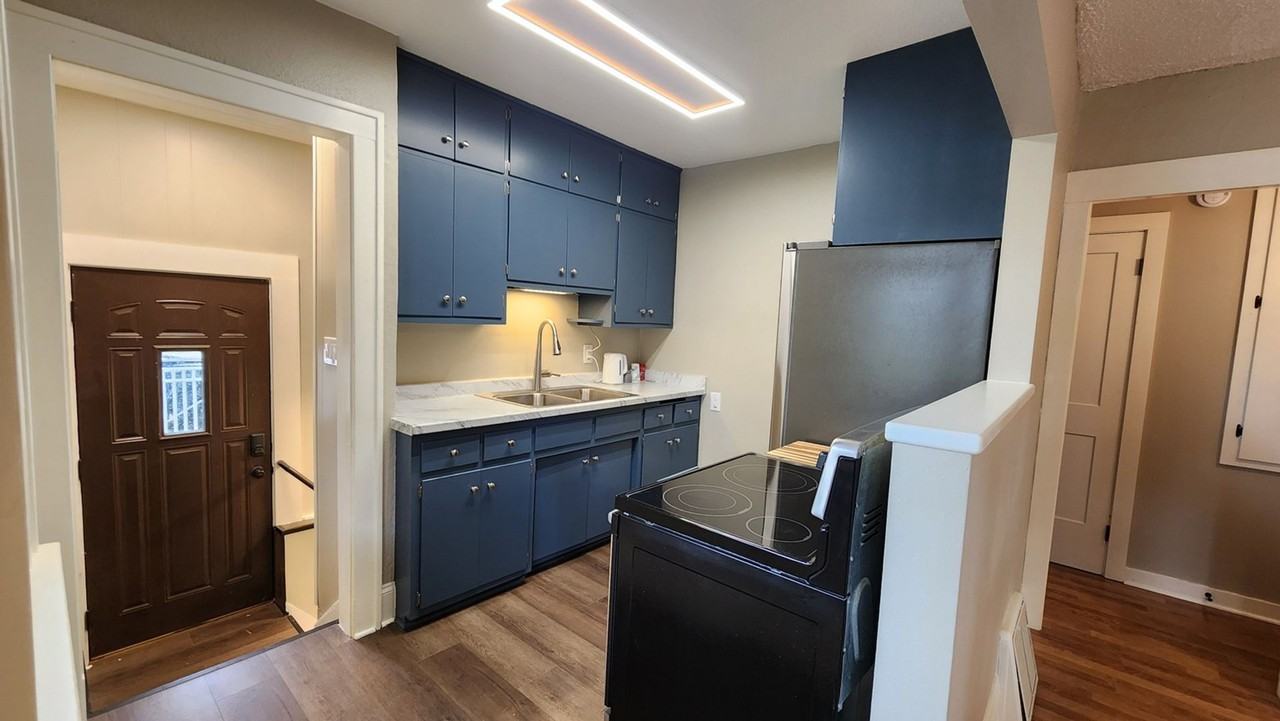 103 31st Ave N - Photo 5 of 21
