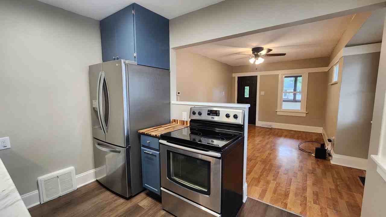 103 31st Ave N - Photo 7 of 21