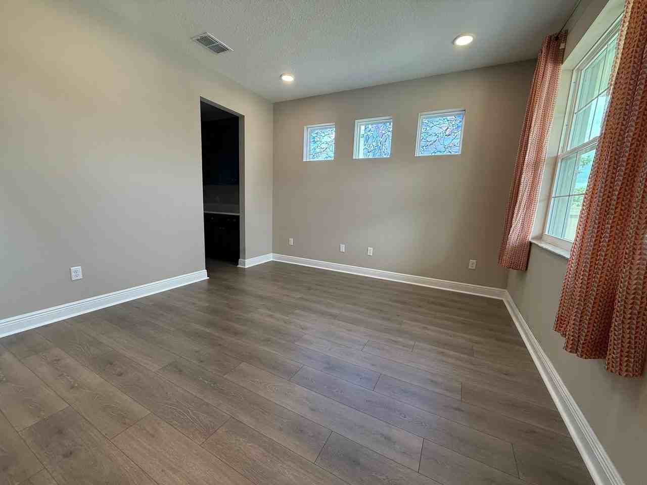 33234 Sycamore Leaf Dr - Photo 3 of 18