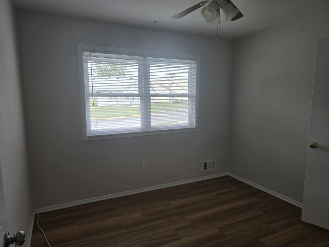 42 Kathy Ct - Photo 6 of 6