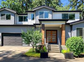 featured image of 707 Newport Ct Ne