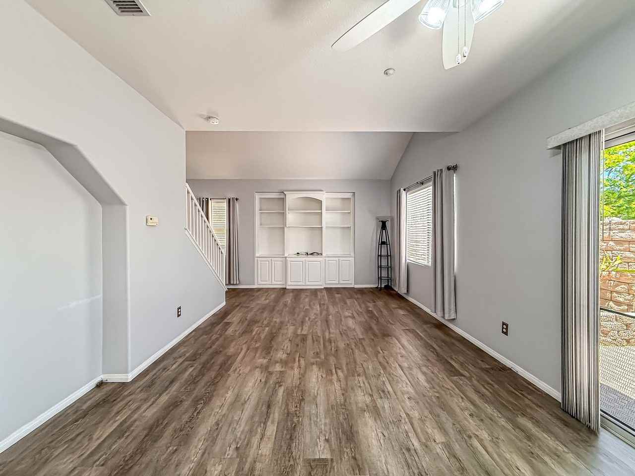1838 Amberleaf Ln - Photo 6 of 27