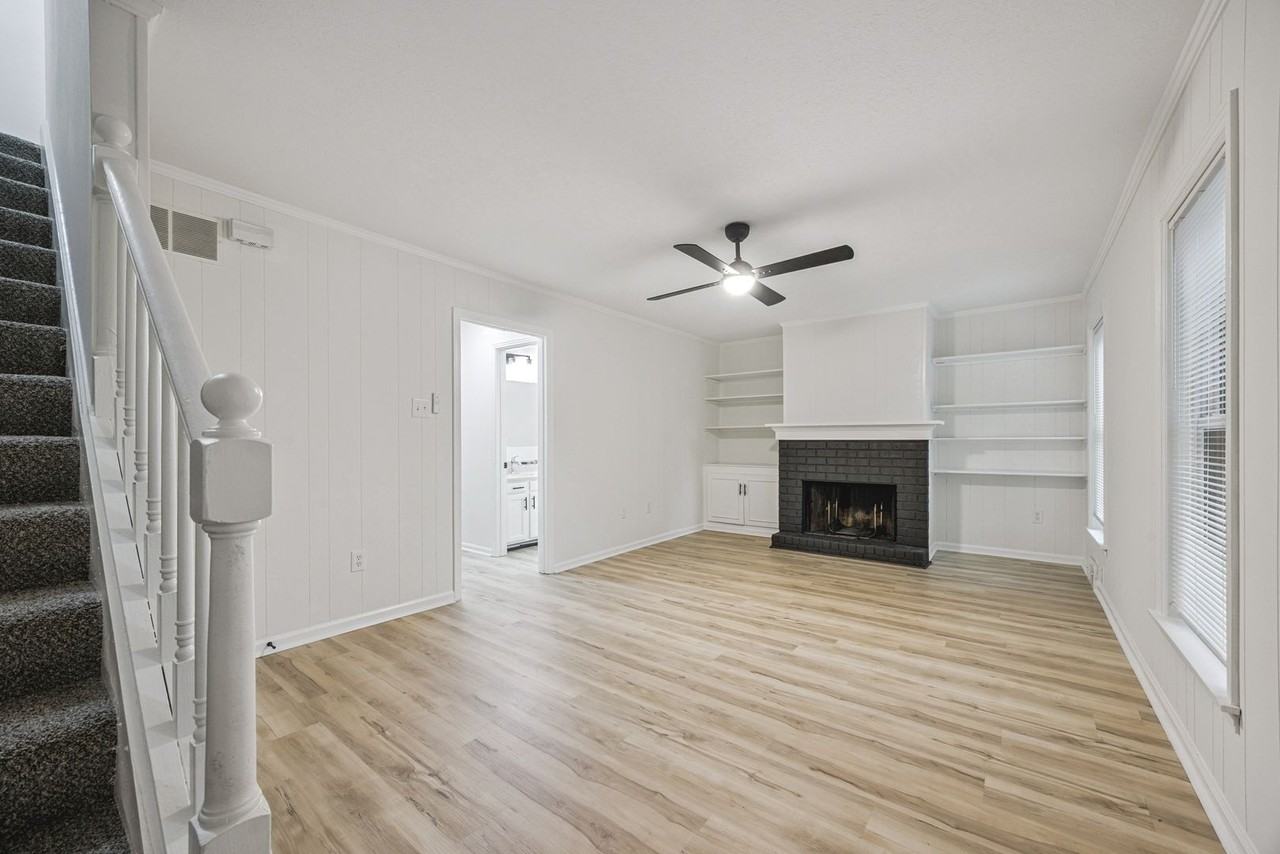 6137 Quince Rd - Photo 5 of 22