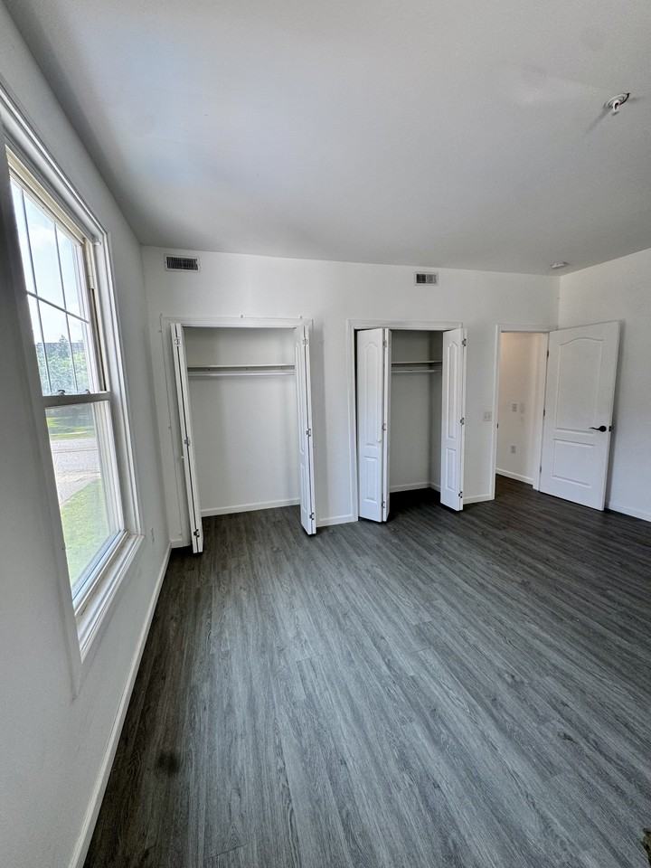 235 East St #204 - Photo 7 of 8