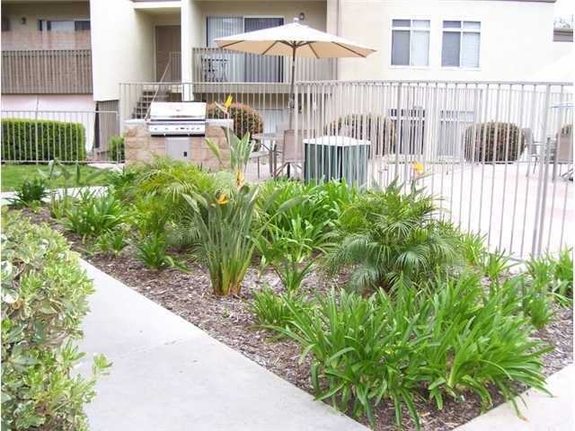 432 Edgehill Ln #114 - Photo 3 of 14